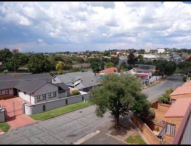 1 BEDROOM PROPERTY TO RENT IN GILLVIEW